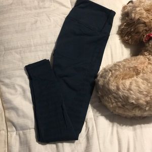 Detailed side lululemon leggings